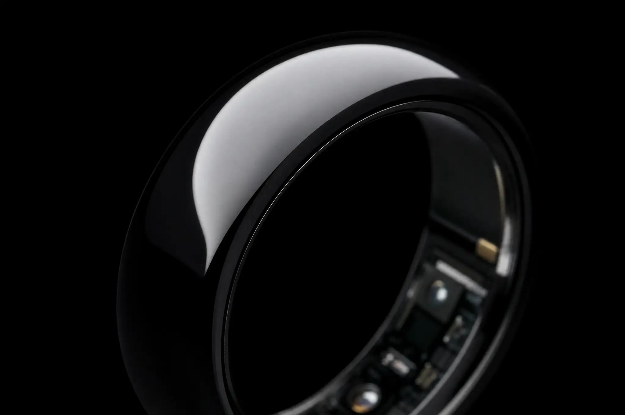 Macro detail of the Kee Ring ceramic band and secure element